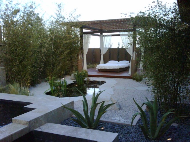 The-Urban-Home-Tropical-Garden-Concept-480
