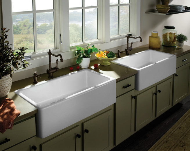 creative white farm sinks for kitchens with classic faucet e1401169821495 Óriás méretű rusztikus mosogató medence