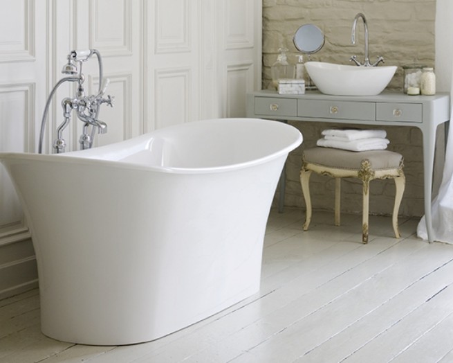 tub-gray-vanity-washstand-white-vessel-sink-vintage-bathroom-design-bathroom-ideas-bathroom-bathroom.com-room-room-ideas-vessel-sink-vanities-vintage-vintage-bathroom-vintage-bathroom-ideas-vi